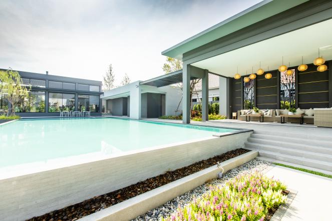 สโมสรสระว่ายน้ำ